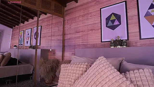 AmmyScott online show from April 9, 7:19 pm