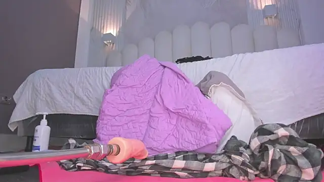 NastassjaCandy online show from February 27, 9:14 pm