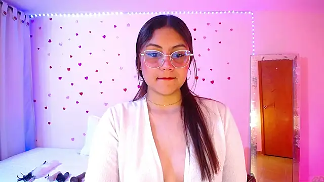 ashlei  online show from September 30, 8:42 am