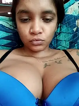 Indianqueen03 online show from December 3, 10:50 am