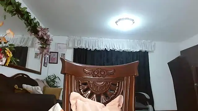  diana cute online show from February 13, 2:46 am