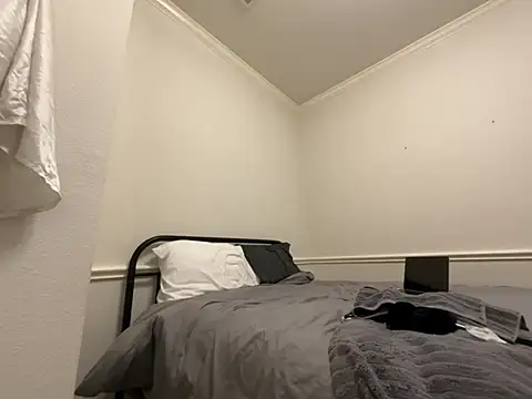 magicalc00ch online show from April 11, 4:43 pm