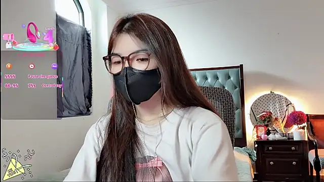 Berrysweet 68 online show from October 17, 9:12 am