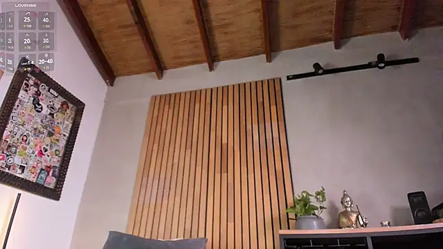 honeyhot69   online show from April 10, 11:27 am