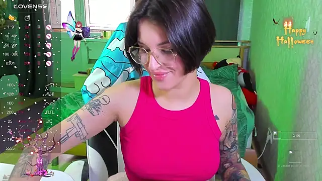 folinskayyya online show from November 8, 4:17 am