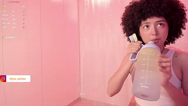 Alice winter  online show from October 4, 6:23 pm