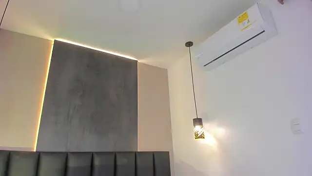 memphiswilliam online show from December 17, 3:11 am