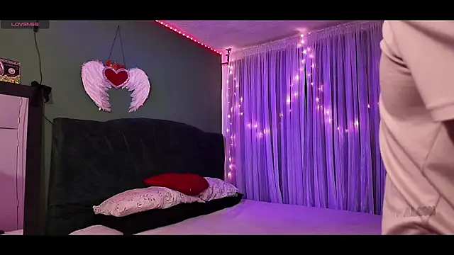 KokoAndRin online show from November 9, 9:05 am