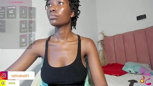 Tahira 21  online show from November 22, 7:05 pm