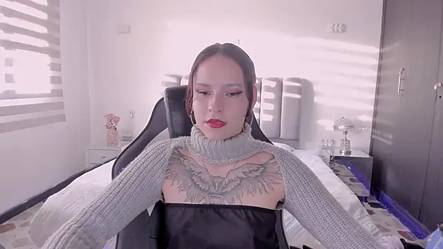 AnnyThompson  online show from March 19, 10:47 pm