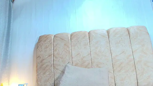 Zoe Curvy online show from January 19, 12:34 pm