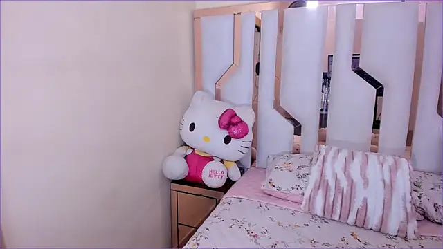Snapshot of TifanyChill chatting on October 7, 6:56 pm TifanyChill online show from October 7, 6:56 pm