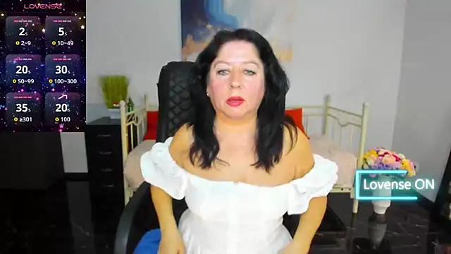 Julia Dean online show from March 20, 2:11 pm