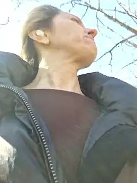 Miss    Mia  online show from March 12, 12:08 pm