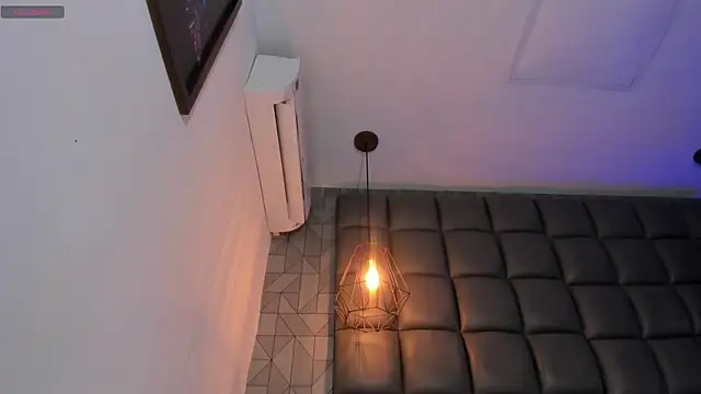 megan woll online show from November 10, 8:48 pm