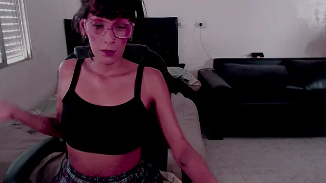 Snapshot of Sofii_floyd_ chatting on October 21, 6:34 pm Sofii floyd online show from October 21, 6:34 pm