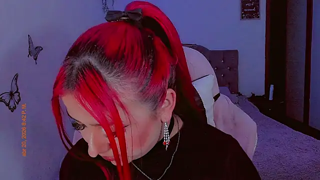 madisonx17 online show from April 21, 1:42 am