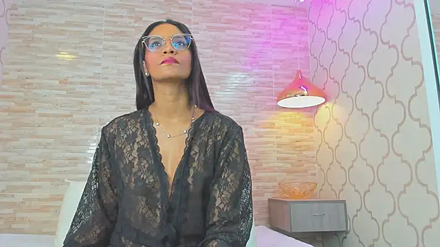 ZoeSmitth online show from February 28, 11:53 am