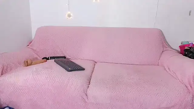 sammysexy  online show from December 14, 8:25 pm