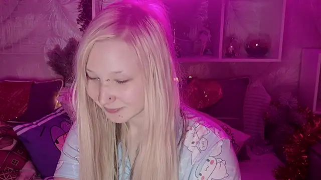 MeowkaKitty online show from December 23, 2:37 am