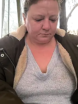 jusichka online show from December 23, 7:12 am