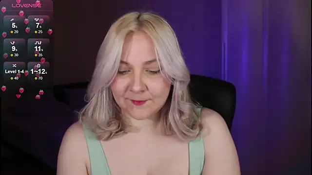 sensual girrrl online show from October 19, 7:49 pm