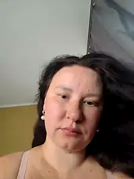 AlexaLexie online show from July 3, 8:53 am