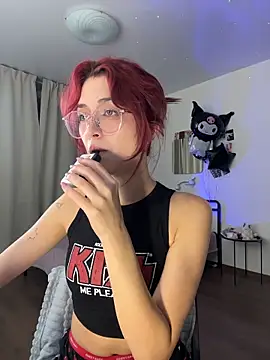 Evangeline Lawrence  online show from November 11, 4:26 pm