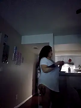 honeeyyy pot online show from February 13, 7:10 am