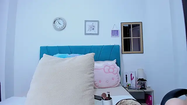 kamila lopez online show from March 22, 8:48 pm