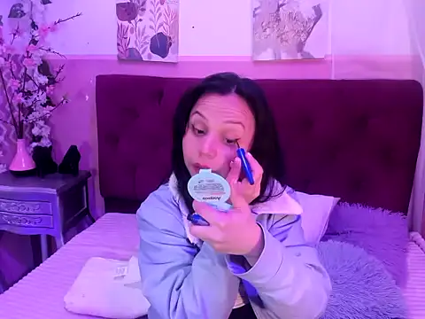 candysmitxxx online show from February 22, 12:44 am