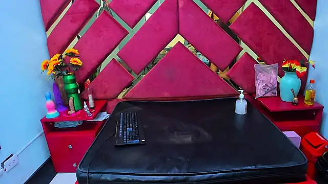 Sweet Annyy online show from November 15, 12:50 pm