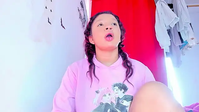 Emily Coper18 online show from December 21, 2:54 pm