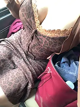 May-Squirt online show from May 28, 2:53 am