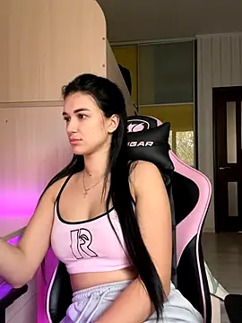 Julietta a online show from November 10, 7:25 am