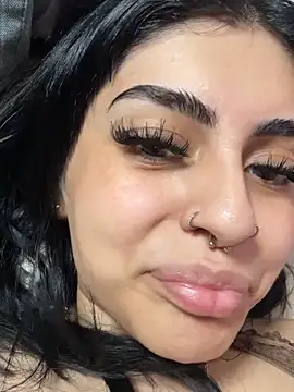 ThickerThanYoBitch online show from September 20, 1:42 pm