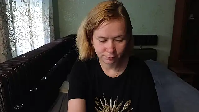 Riley Roo online show from July 21, 6:58 am