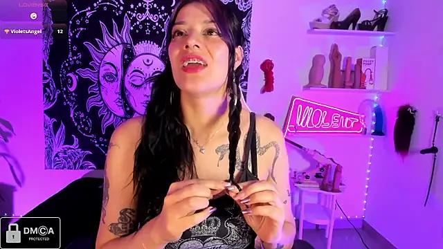 Violet-Queen online show from April 11, 1:22 am