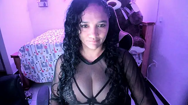 rayza mature 154 online show from November 19, 10:32 pm