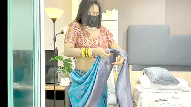 MonalisaDono18 online show from November 9, 3:57 am