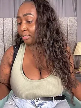 emilyrojas online show from March 18, 3:39 pm