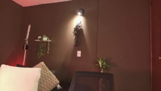 MegganCarter online show from March 4, 12:28 am