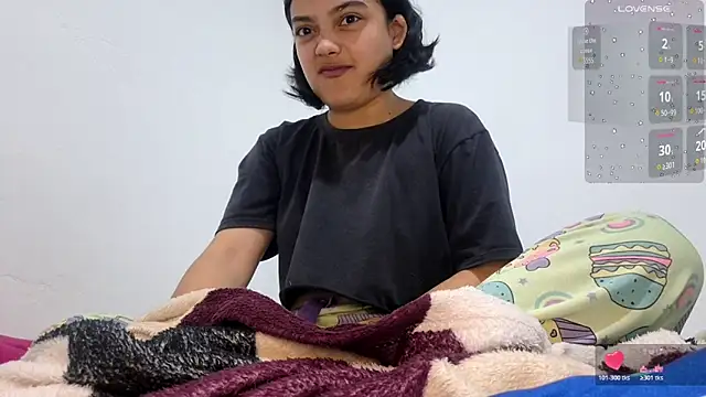 littlemelii online show from November 14, 4:51 pm