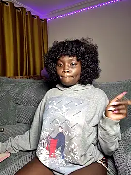 Mon cherrie  online show from September 9, 11:48 pm