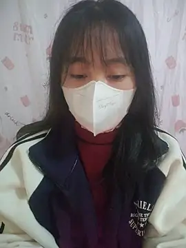 Kajisu 26 online show from February 3, 7:35 am