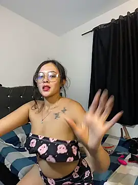 01antoniafranco online show from March 17, 5:44 am