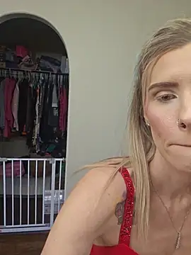 ellieconradxo online show from August 5, 3:29 pm