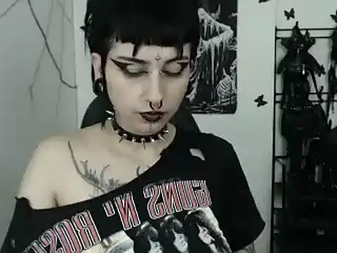 Snapshot of dakota_krall__ chatting on October 23, 3:45 am dakota krall online show from October 23, 3:45 am