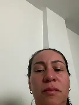 HealingHoney online show from March 8, 2:04 am