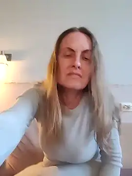 Evelina cute online show from May 2, 5:38 pm